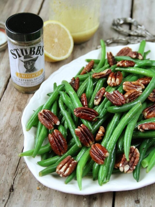 Green Beans with Pecan Vinaigrette